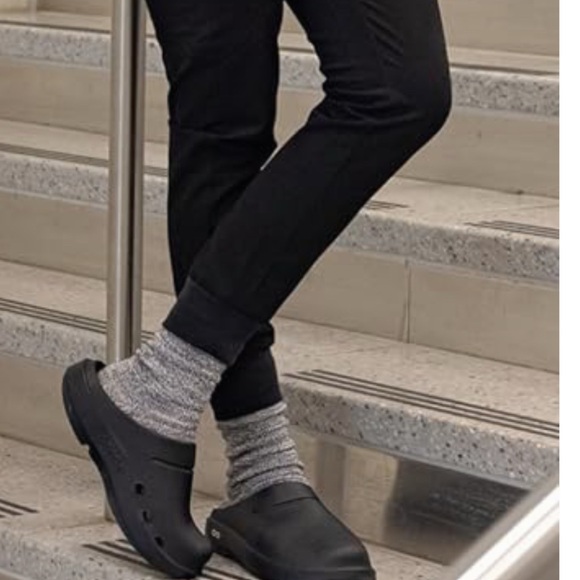 EUC Black OOFOS OOcloog Clog Post Recovery Shoes *Women's US 11, Men’s 9 - Picture 7 of 7